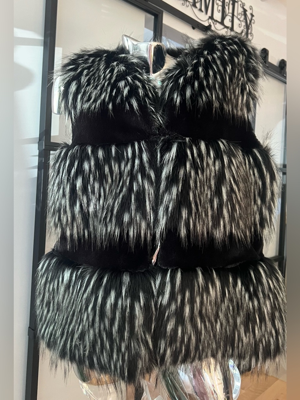 Black & Silver Faux Fur Tiered Vest - Women's Cozy Layer